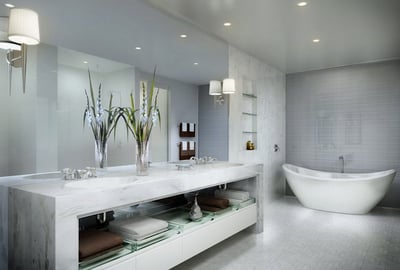 blanc-salle-de-bain-carrelage-carreaux-tuiles-meubles-quebec-canada